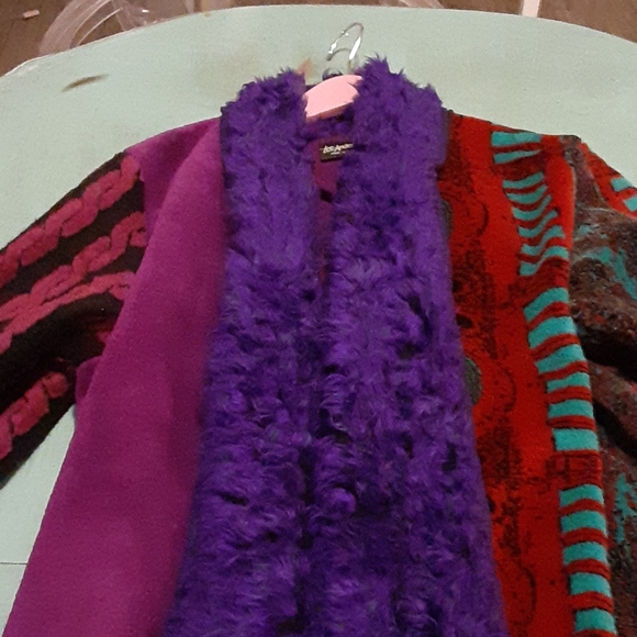 Topcoar - Picture 2 of 4